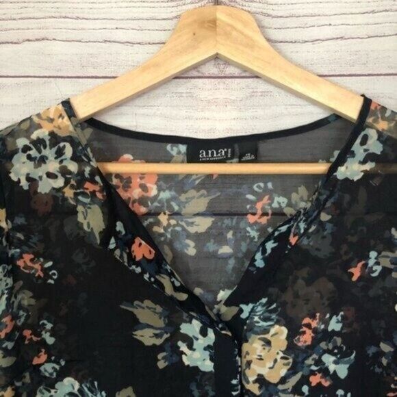 a.n.a Petite Sheer Floral Short Sleeve S - Picture 5 of 6